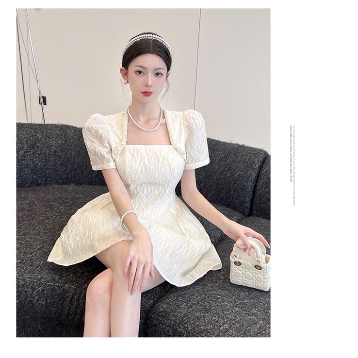 Đầm Váy Liền Nữ Vải Xốp Dày Màu Xanh Lá Thiết Kế Tay Bồng Dáng Xòe Gắn Hạt Ngọc Nhựa Phù Hợp Ăn Tiệc Cưới Du Lịch Kỉ Yếu