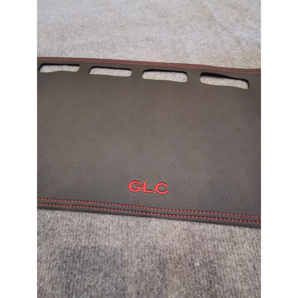 Thảm Taplo Da vân Carbon cao cấp xe MERCEDES GLC