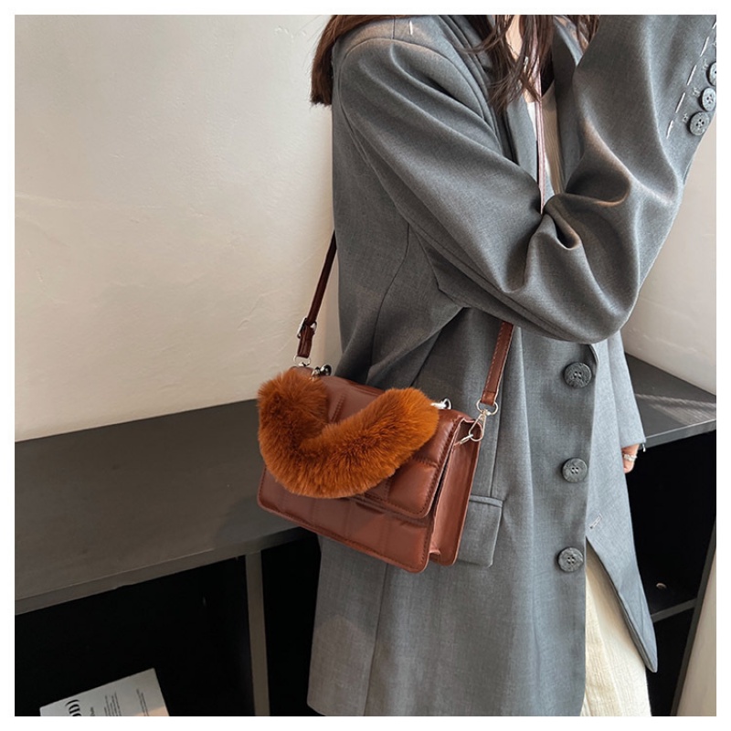 Túi Đeo Chéo Hình Vuông Nhỏ Phủ Lông Thời Trang Thu Đông 2022 Gylb1656