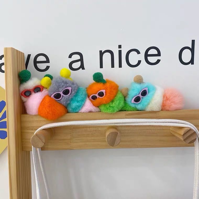 Móc khóa hình chú sâu ngộ nghĩnh đáng yêu