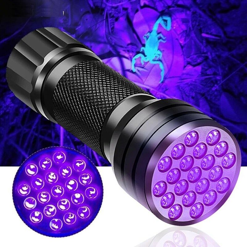 Đèn Pin UV 21 LED Chiếu Tia Cực Tím Màu Đen Giúp Dò Tìm Vết Ốm Của Bọ Cạp