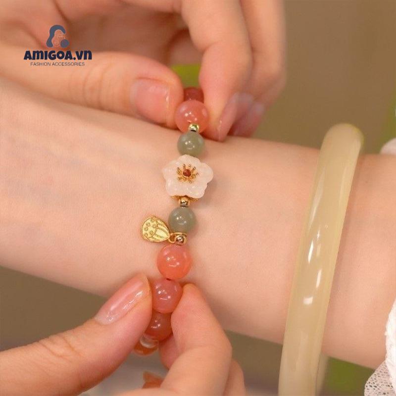 ✨✨Vòng Tay Dây Bện Xỏ Hạt Đá Ngọc Bích Hoa Đào Nhỏ Chuyển Đổi Dâu Tây Phong Cách Dân Tộc Dành Cho Bạn Nữ