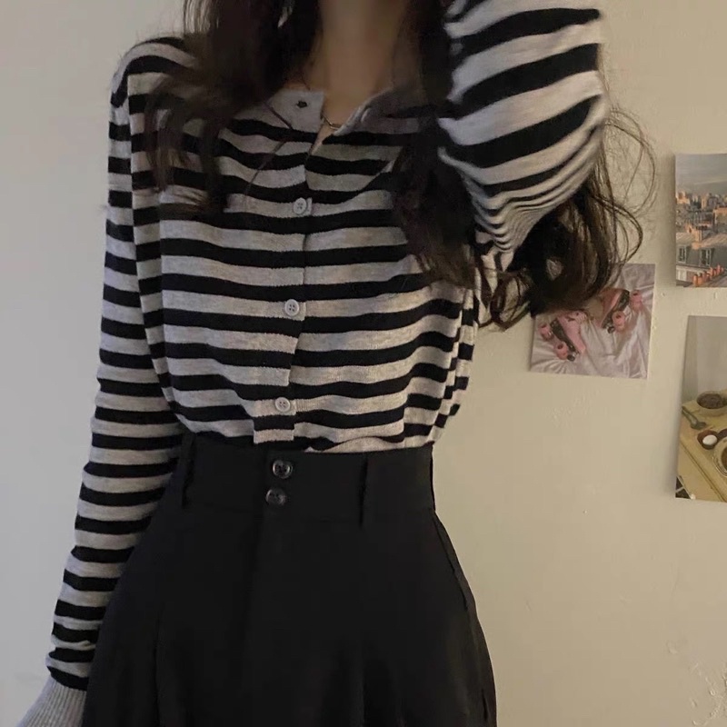 Áo Cardigan len sọc xám giống Jisoo BLACKPINK