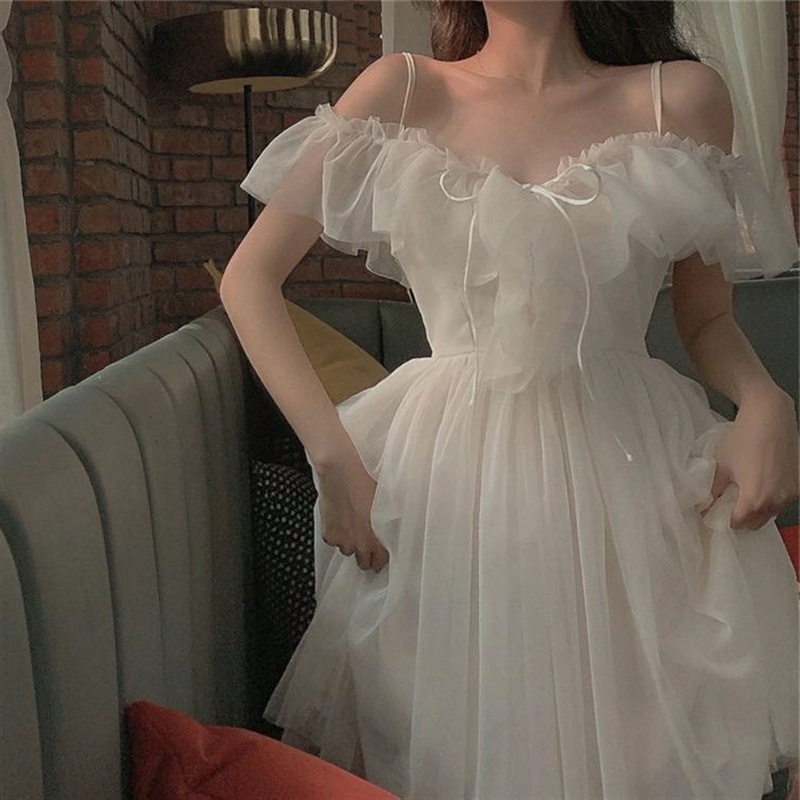 Váy trắng đi biển nữ LUHAZO đẹp trễ vai maxi 2 dây dài rộng bigsize  kiểu Hàn Quốc vintage hở lưng 1111 DK14T302