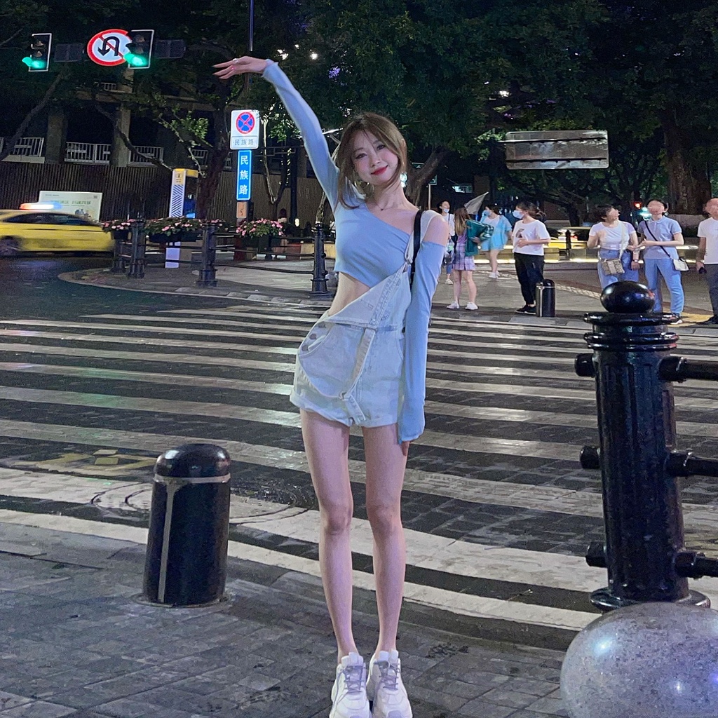 SET ÁO TRỄ VAI NỮ DÀI TAY + QUẦN YẾM SHORT JEAN TÔN DÁNG NỮ ULZZANG