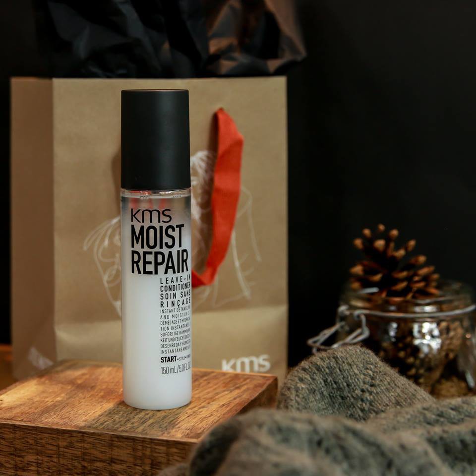 Xịt xã khô dưỡng ẩm KMS MOIST LEAVE-IN REPAIR 150ml