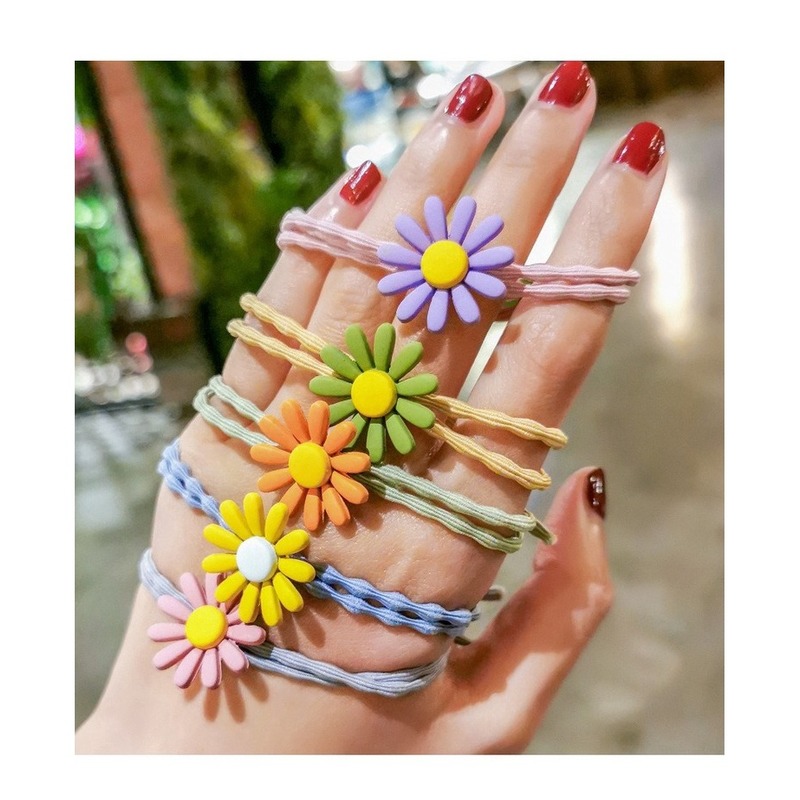 We Flower Dây buộc tóc gắn họa tiết hoa cúc nhiều màu sắc hợp thời trang cho nữ