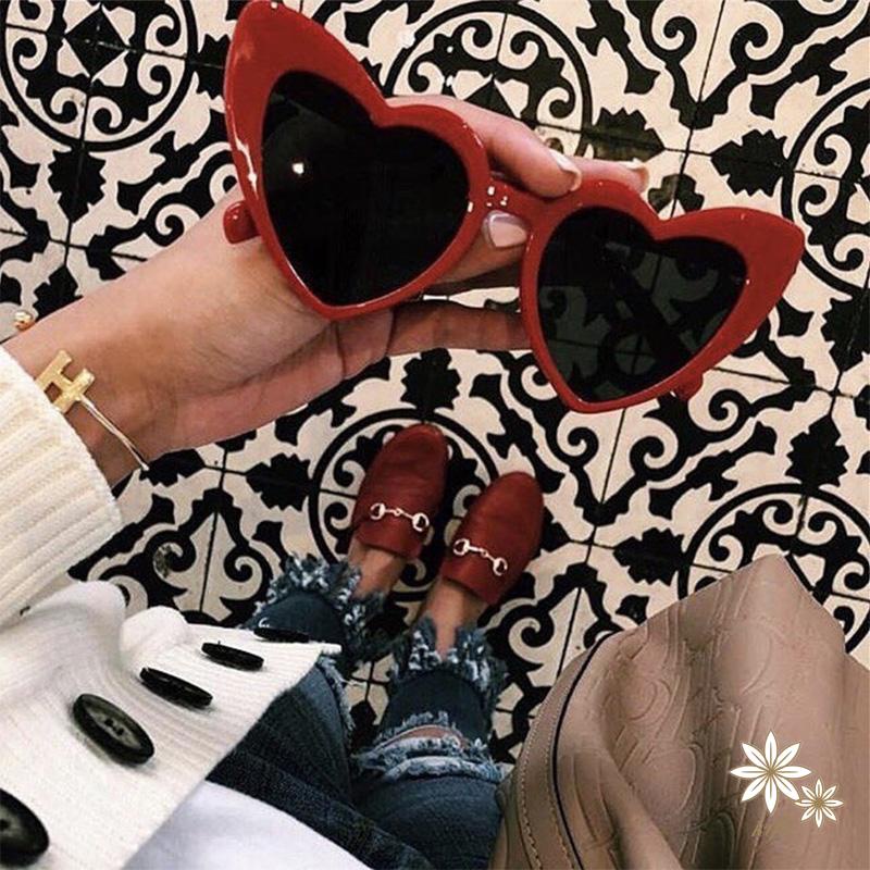 Kính Mát Hình Trái Tim Thời Trang Nữ