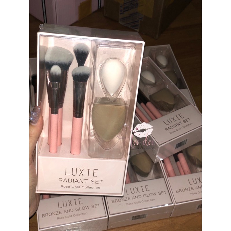 Bộ cọ trang điểm Luxie Beauty (Radiant set, Luxie Glitter and Gold set, Complete face set) | BigBuy360 - bigbuy360.vn