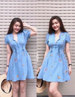 Váy hoa thắt eo