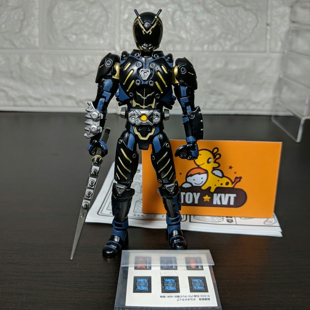 Mô Hình SHS KAMEN RIDER ALTERNATIVE ZERO Chogokin Kim Loại