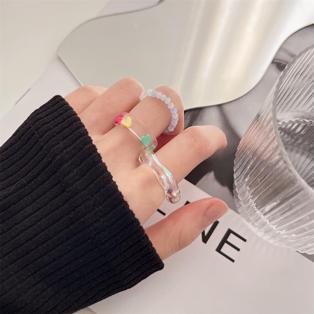 Bộ 3 Nhẫn Acrylic Trong Suốt Đính Hạt Hình Trái Tim Thời Trang Cho Nữ