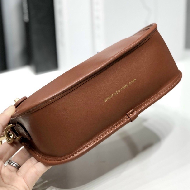 TÚI COACH SWINGER C2643