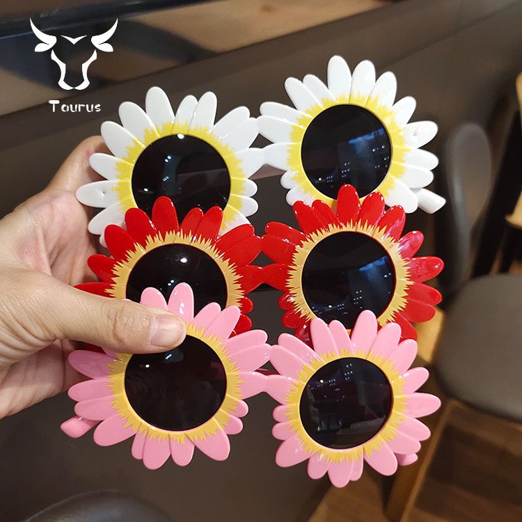 Little Daisy Baby Kính râm Hình dạng hướng dương cho phụ nữ Hoa mặt trời