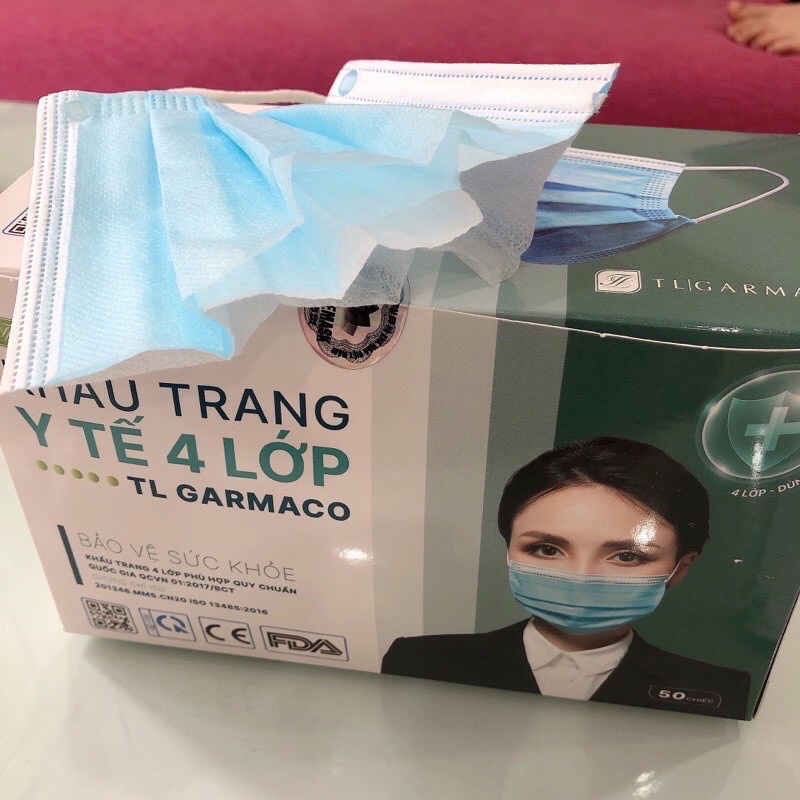 Khẩu Trang Y Tế 4 Lớp Hộp 50 Cái Kháng Khuẩn Lọc Bụi