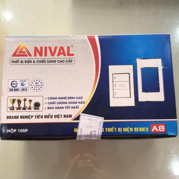 Rẻ vô địch Hộp 10 mặt Nival series A8 viền mạ crom ( mặt 1 lỗ, mặt 2 lỗ, mặt 3 lỗ) hàng chuẩn