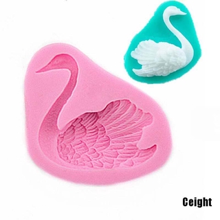 Khuôn Làm Bánh Chất Liệu Silicone Hình Thiên Nga