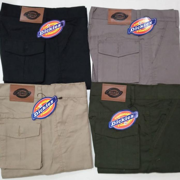 Quần Short Nam Màu Xanh Lá Cây In Chữ DICKIES Size 28 S / D 33