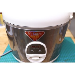 Thanh lí nồi cơm điện cuckoo cr-1032 - 2l - hàng chính hãng