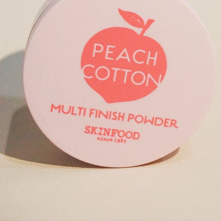 Phấn phủ kiềm dầu chiết xuất đào Skinfood Peach Cotton Multi Finish Powder 5g