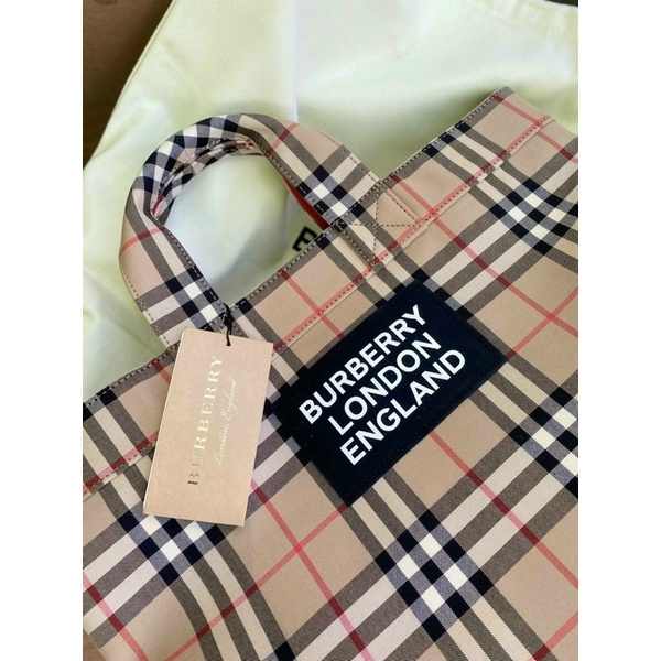 Túi Burberry