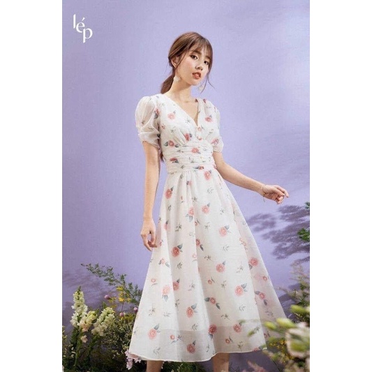 Váy lép hoa trà sz s mới nguyên chưa mặc ra ngoài