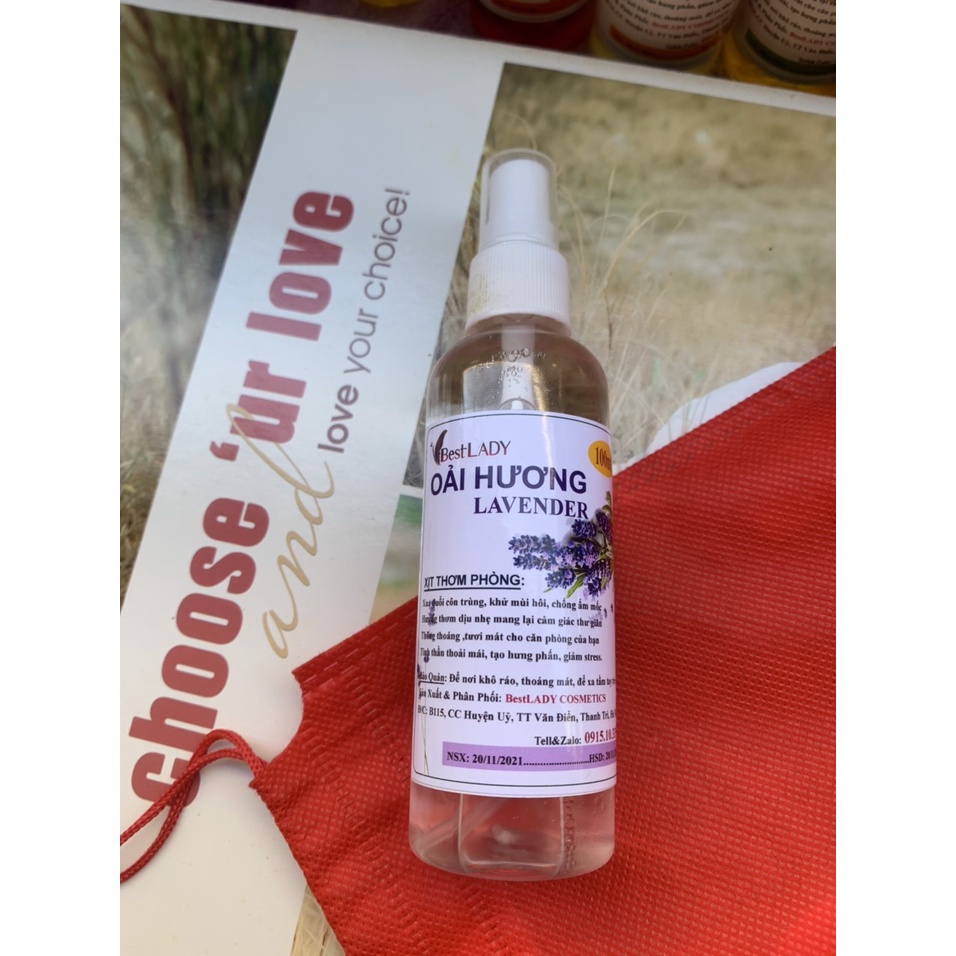 Tinh dầu Xịt thơm Comfort mùi Sen Trắng, thơm quần áo, phòng xe hơi, mùi dễ chịu cả ngày 100ml