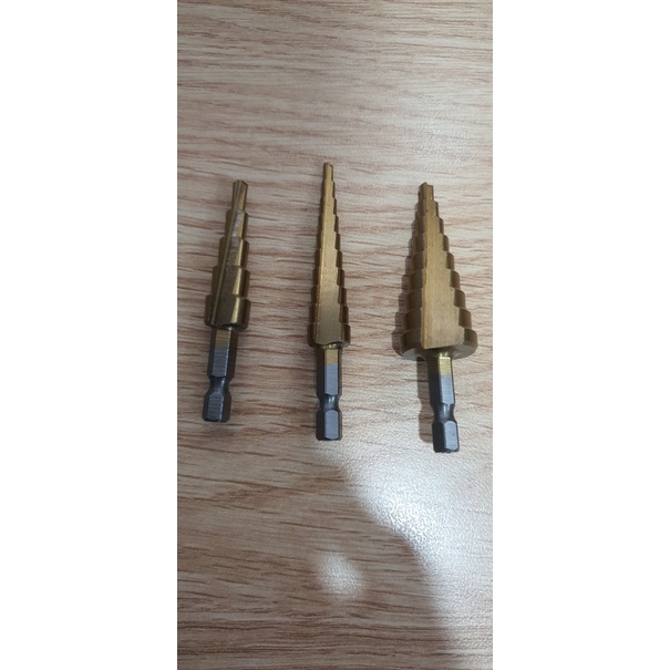 Bộ 3 Mũi Khoan Đa Năng Tháp Nhiều Tầng Hợp Kim Titan Đường Kính Lỗ Từ 4 - 20mm , tặng kèm túi