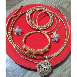 Thanh lý trang sức xi mạ
