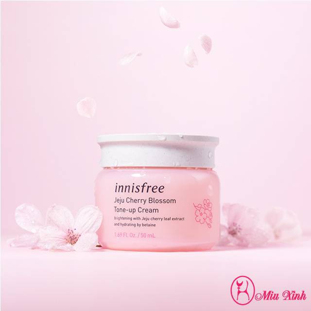 KEM DƯỠNG NÂNG TONE [INNISFREE] Jeju Cherry Blossom Tone Up Cream