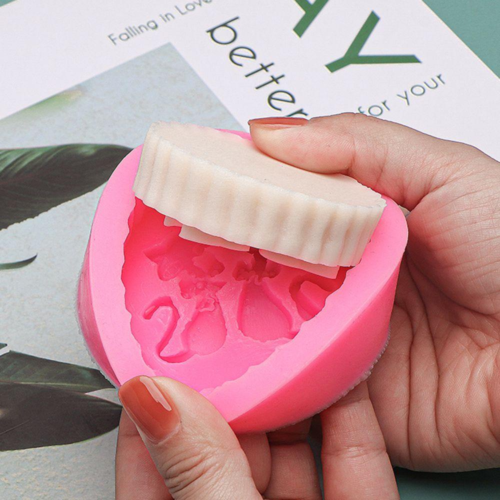 Khuôn Làm Xà Phòng Đất Sét Thủ Công Bằng Nhựa Resin