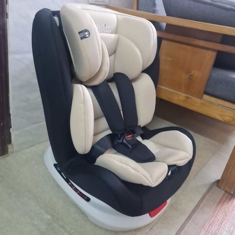 Ghế ô tô 4 tư thế cho bé sơ sinh tới lớn