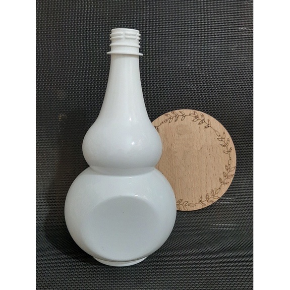 Chai nhựa hồ lô trắng sứ 500ml, 850ml