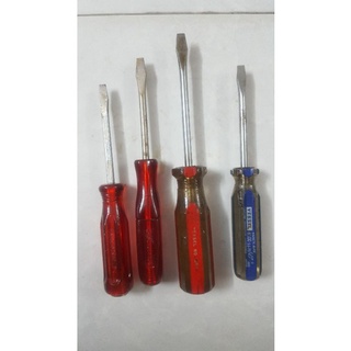Tô vít dẹt , hai cạnh nhật bãi 10cm