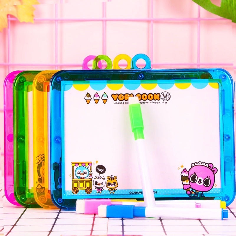 [Đồ chơi học tập] Bảng trắng kèm bút lông Subeokiss mặt sau có bảng chữ cái cho bé