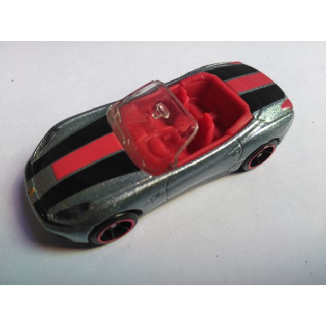 Xe Hotwheels Ferrari lose card mẫu 2.39