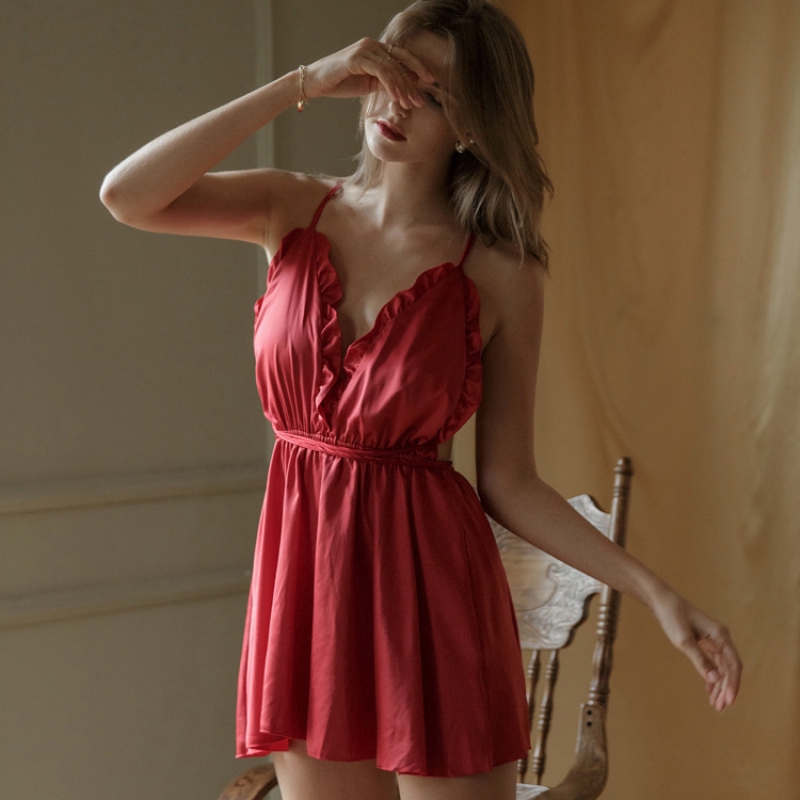 Đầm Ngủ Lụa Phối Ren Cổ Chữ V Gợi Cảm Cho Nữ