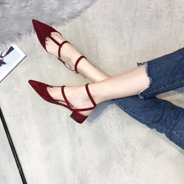 Giày đồng giá 180k