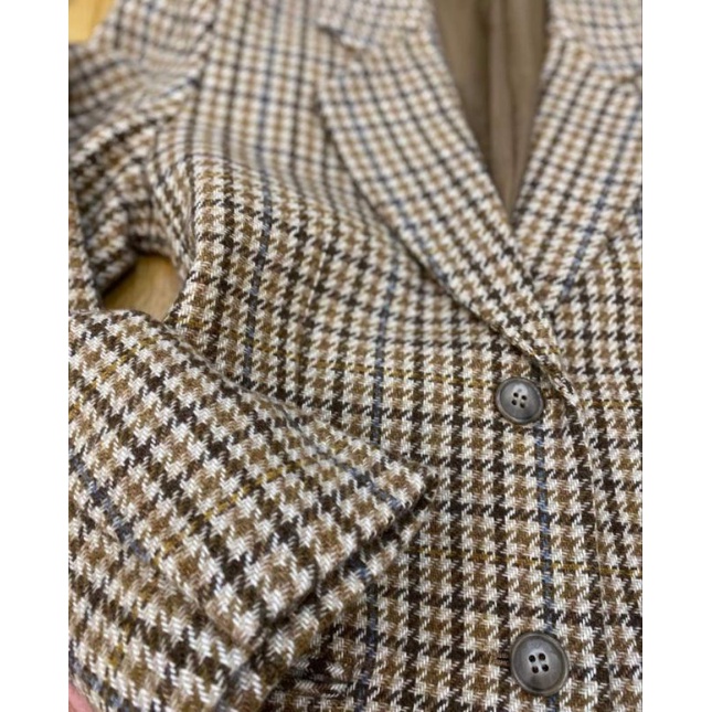 Blazer hoạ tiết Răng sói nâu