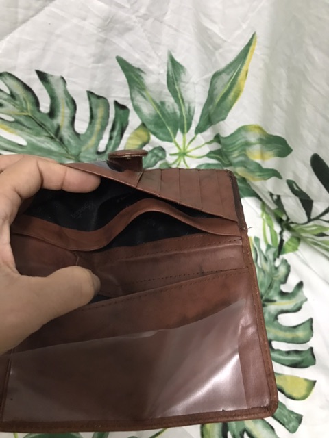 Ví si hiệu chất da bò