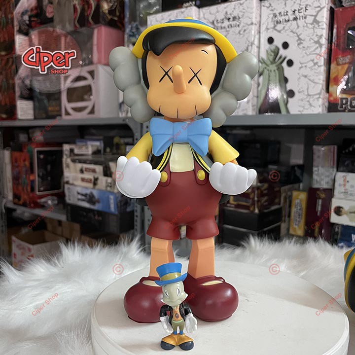 Mô hình Mand Kaws Pinocchio - Jiminy Cricket - Figure Mand kaws