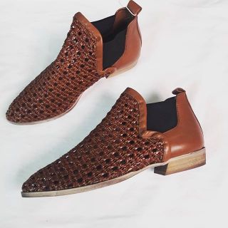 Giày bốt nâu cổ thấp phong cách vintage dành cho nữ
