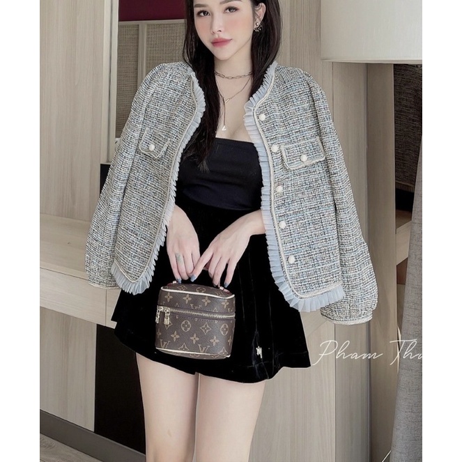 ÁO DẠ TIÊU CARO KIM TUYẾN TÚI NGỰC CÚC NGỌC VIỀN BÈO