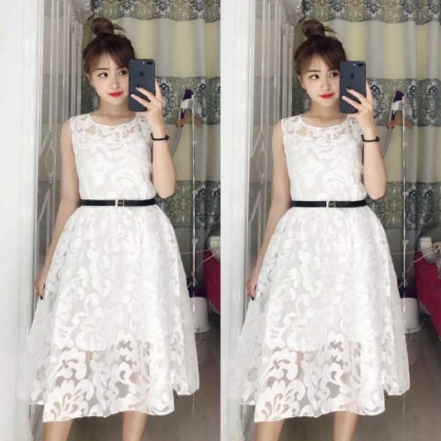 Đầm xòe ren sát nách