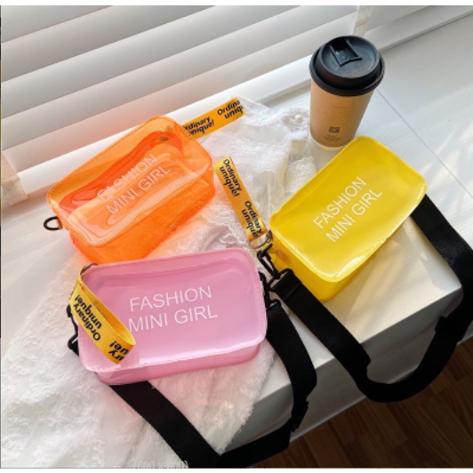 túi xách Hologram TXT2 quai chéo có chữ bao Ulzzang