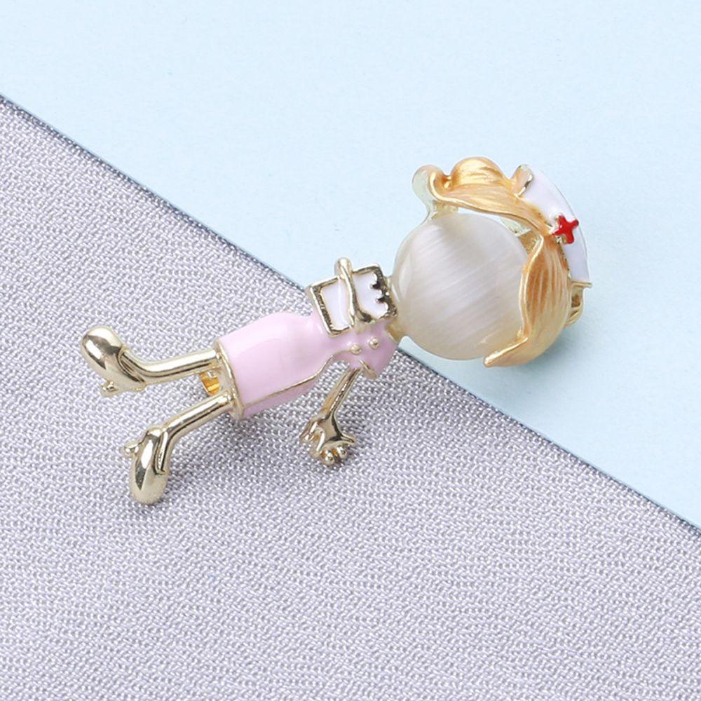 Trâm Cài Áo Hình Y Tá Nhật Bản Đáng Yêu Cho Nữ