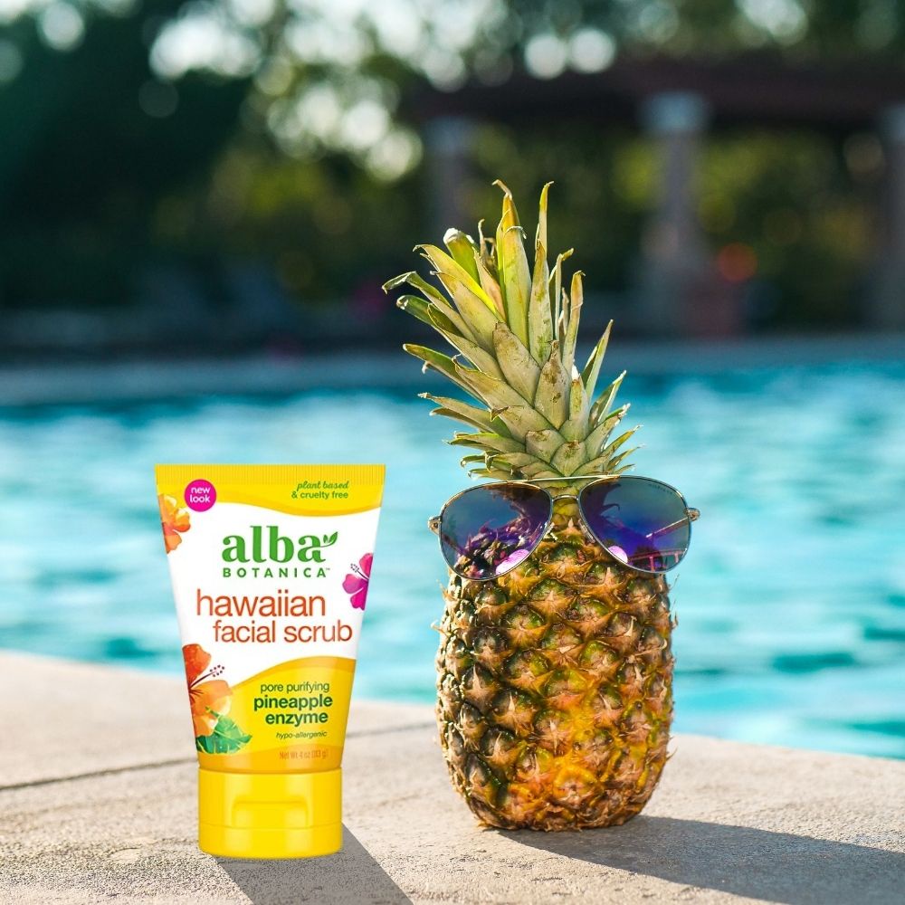 Tẩy tế bào da mặt  ALBA BOTANICA HAWAIIAN FACIAL SCRUB PORE PURIFYING PINEAPPLE ENZYME 113g