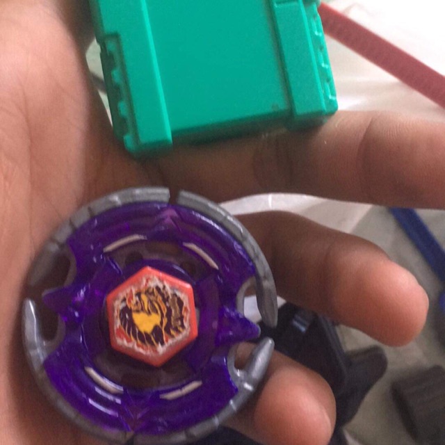 Con quay Metal Fight Beyblade BB47-Earth Aquila 145WD hàng 2nd no box