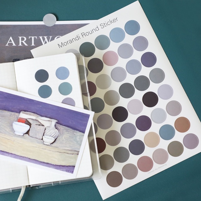 Miếng dán tròn Round sticker nhiều màu sắc dán tranh trang trí tường