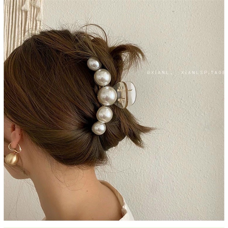 Kẹp tóc thời trang nữ hạt cườm BTAJ444